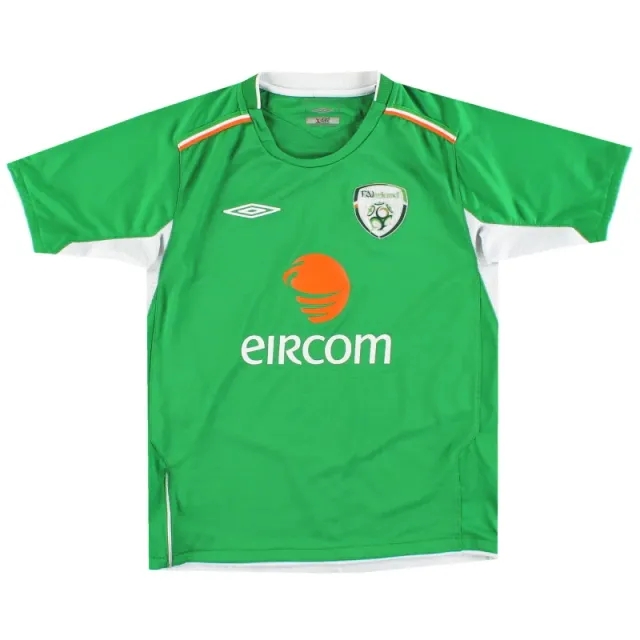 2004-06 Ireland Umbro Home Shirt L.Boys - Ireland / Excellent / Large Boys