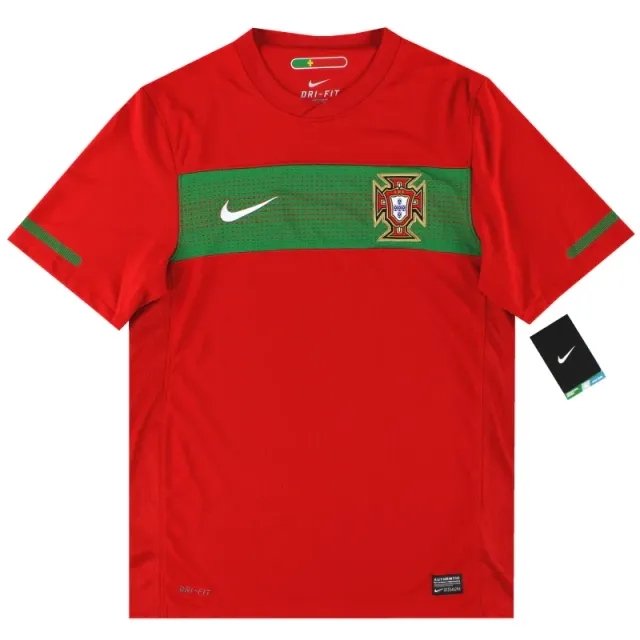 2010-11 Portugal Nike Home Shirt *w/tags* M - Portugal / w/tags / Medium