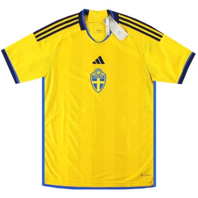 2022-23 Sweden adidas Home Shirt *w/tags* XL - Sweden / w/tags / XL