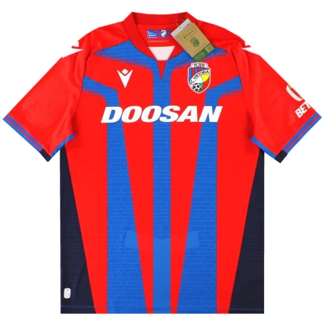2023-24 Viktoria Plzen Macron Home Shirt *w/tags* - Other European Clubs / w/tags / XL
