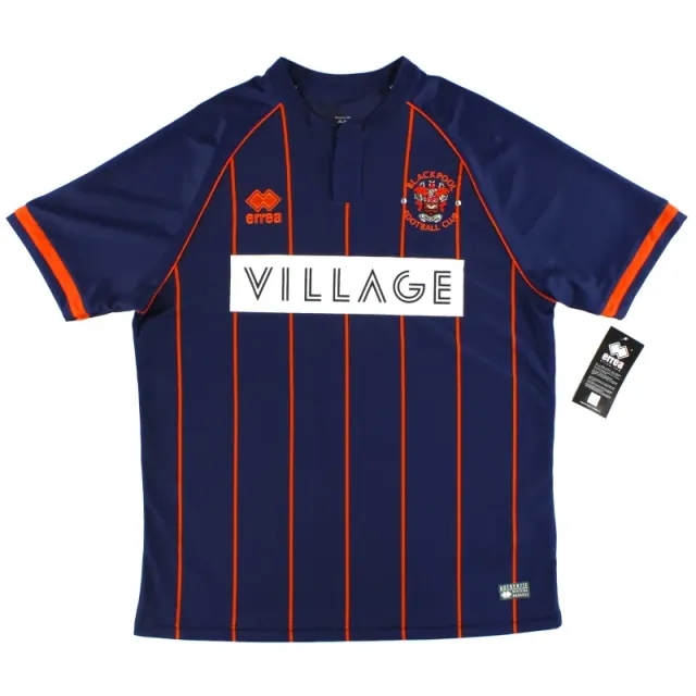 2015-16 Blackpool Errea Away Shirt *w/tags* S - Blackpool / w/tags / Small