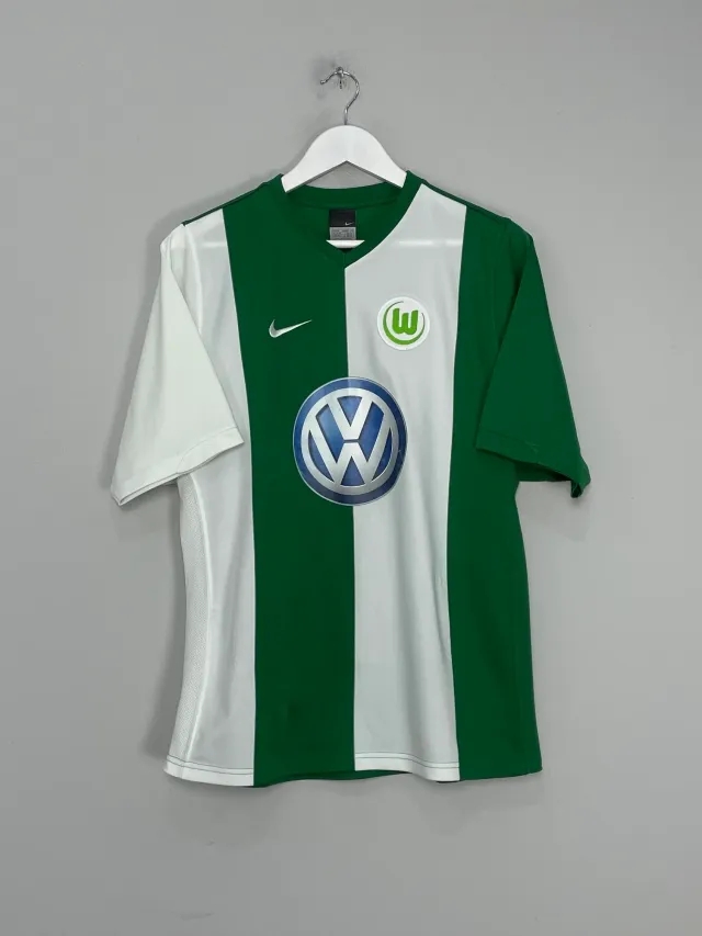 CULT KITS - 2006/07 WOLFSBURG HOME SHIRT (M) NIKE