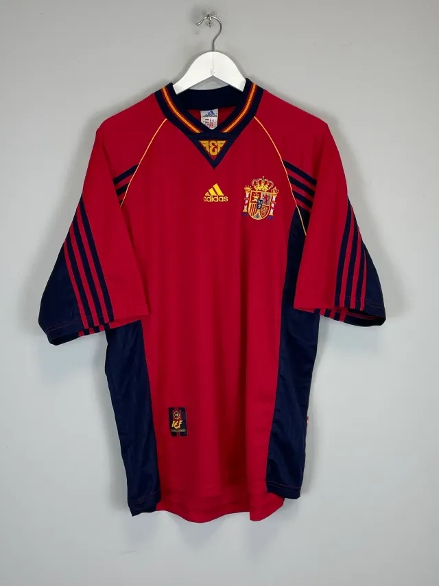 CULT KITS - 1998/00 SPAIN HOME SHIRT (XL) ADIDAS