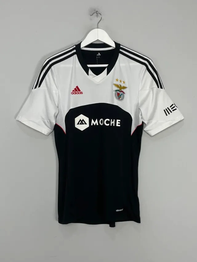 CULT KITS - 2010/12 PARAGUAY HOME SHIRT (M) ADIDAS