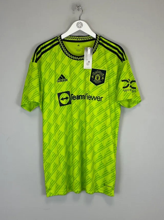 Cult Kits | 2022/23 MANCHESTER UNITED *BNWT* THIRD SHIRT ADIDAS, Medium / Manchester United / 2022