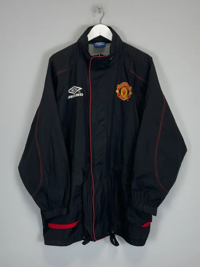 CULT KITS - 1998/99 MANCHESTER UNITED JACKET (XL) UMBRO