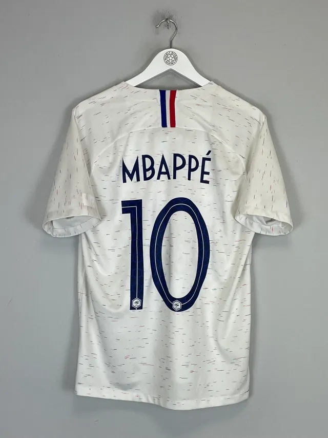 CULT KITS - 2018/19 FRANCE MBAPPE #10 AWAY SHIRT (L) NIKE