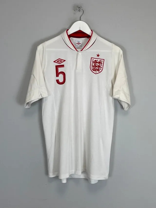 CULT KITS - 2012/13 ENGLAND #5 HOME SHIRT (M) UMBRO