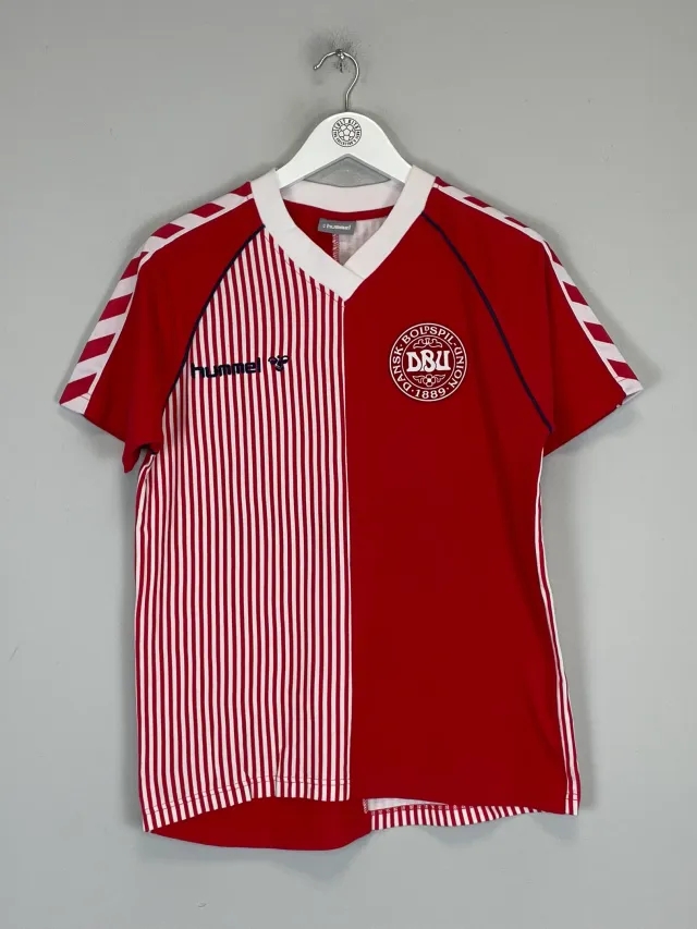 CULT KITS - 2023 DENMARK 86' HOME SHIRT T-SHIRT (S) HUMMEL