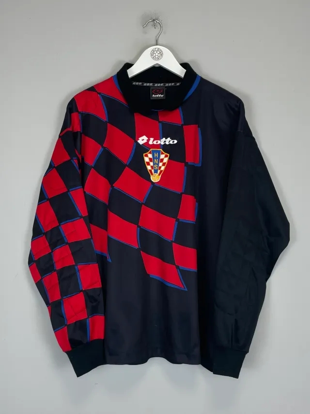 CULT KITS - 1998/99 CROATIA GK SHIRT (M) LOTTO