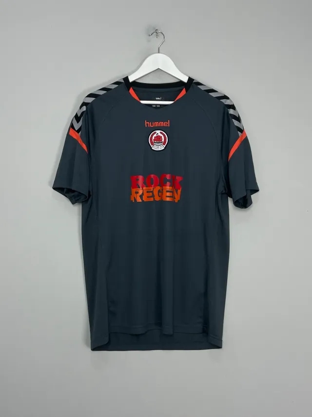 CULT KITS - 2017/18 CLYDE FC AWAY SHIRT (XL) HUMMEL
