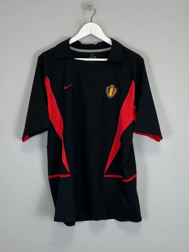 CULT KITS - 2002/04 BELGIUM AWAY SHIRT (L) NIKE