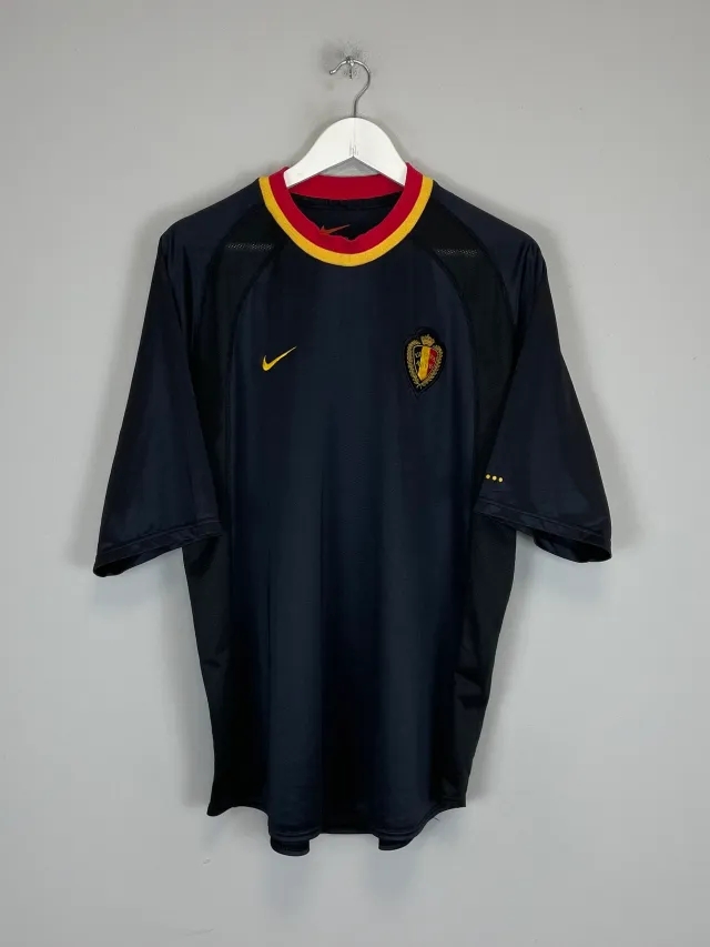 CULT KITS - 2000/02 BELGIUM AWAY SHIRT (L) NIKE