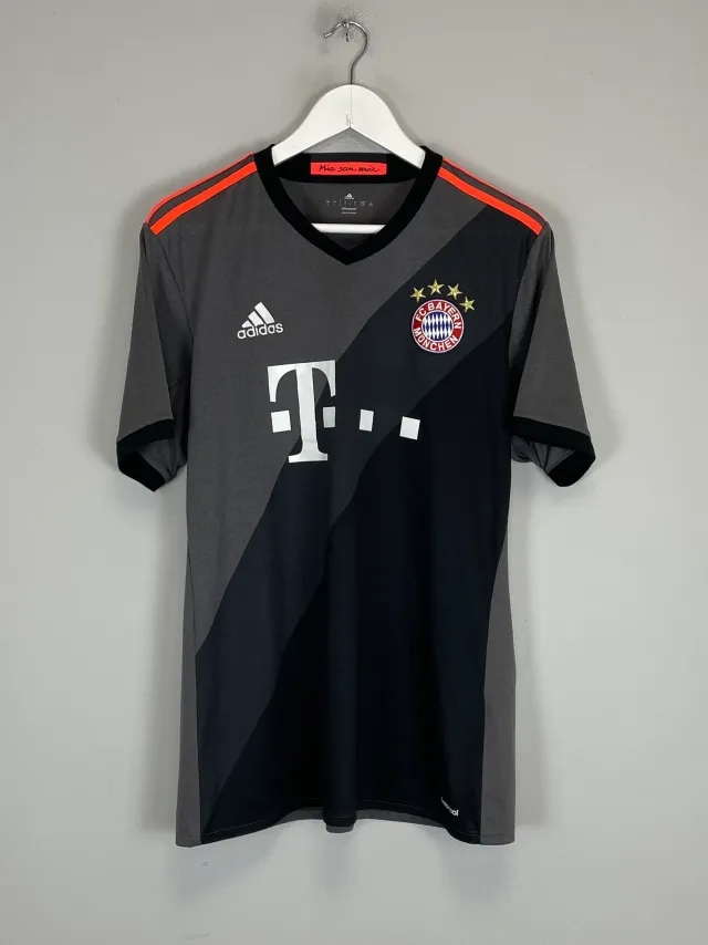 CULT KITS - 2016/17 BAYERN MUNICH AWAY SHIRT (L) ADIDAS