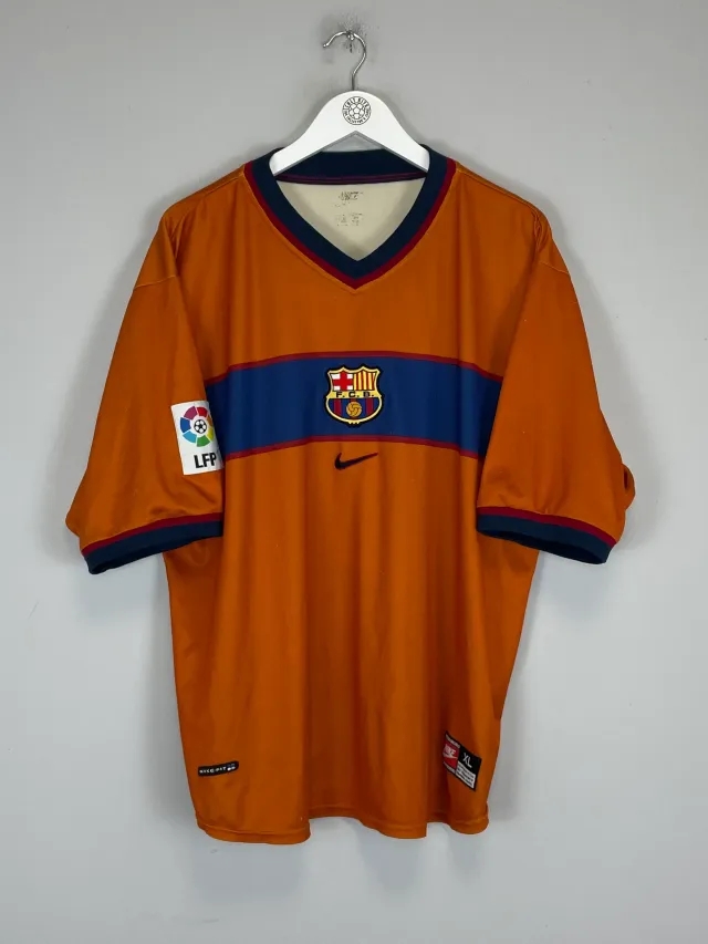 CULT KITS - 1998/00 BARCELONA THIRD SHIRT (XL) NIKE