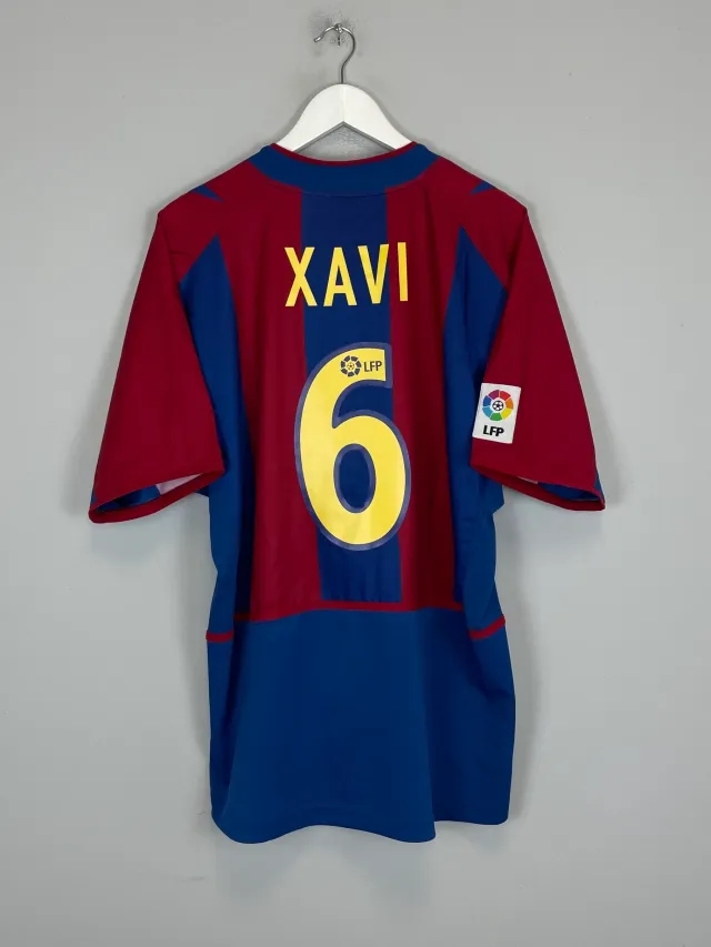 CULT KITS - 2002/03 BARCELONA XAVI #6 HOME SHIRT (XL) NIKE