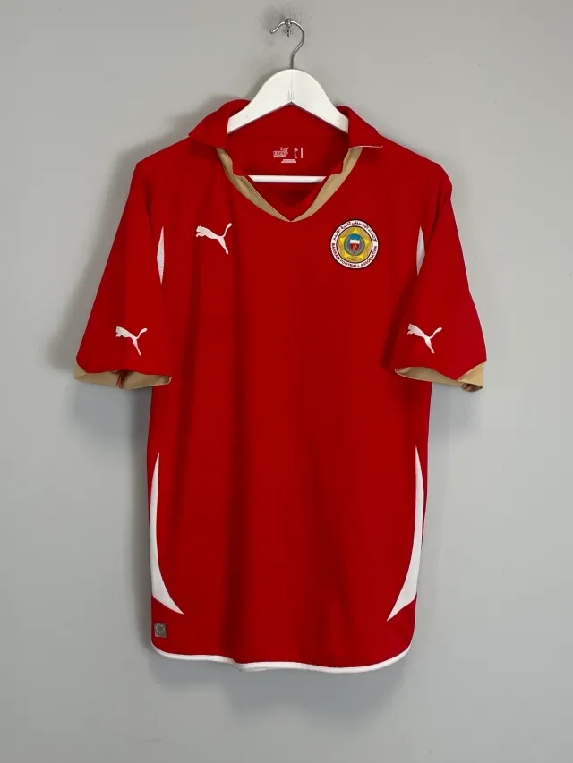 CULT KITS - 2010 BAHRAIN HOME SHIRT (M) PUMA