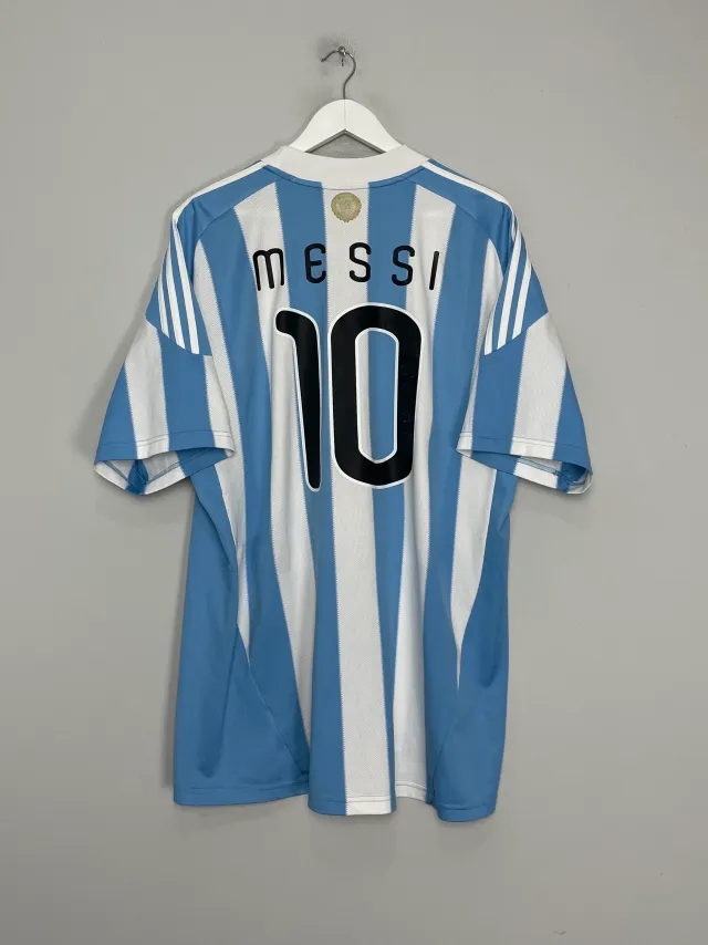 CULT KITS - 2011/12 ARGENTINA MESSI #10 HOME SHIRT (XL) ADIDAS