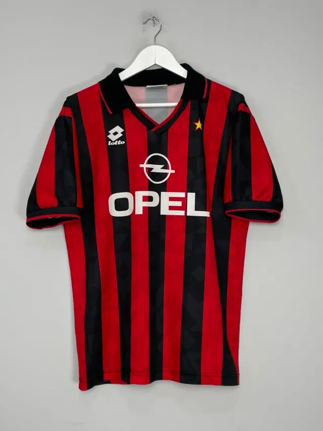 CULT KITS - 1994/95 AC MILAN HOME SHIRT (L) LOTTO