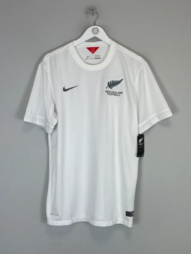 2014/15 NEW ZEALAND *BNWT* HOME SHIRT (L) NIKE | Cult Kits