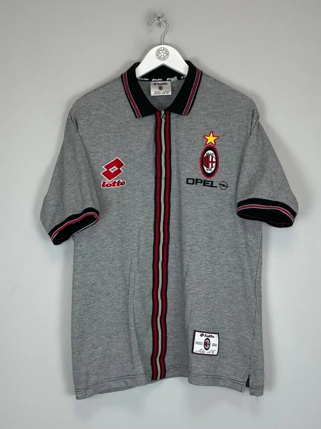 CULT KITS - 1997/98 AC MILAN TRAINING SHIRT (L) LOTTO