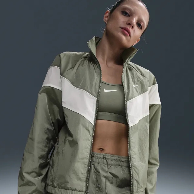 Nike Windrunner Women's Loose UV Woven Full-Zip Jacket - Green - Nylon