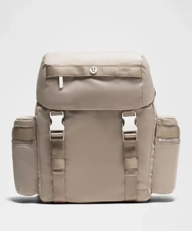 lululemon – Wunderlust Backpack Mini 14L – Color Grey/Khaki