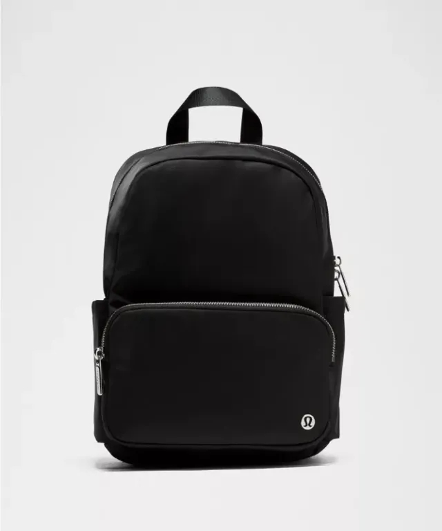 lululemon – Everywhere Backpack Small 11.5L Metal Hardware – Color Black/Silver