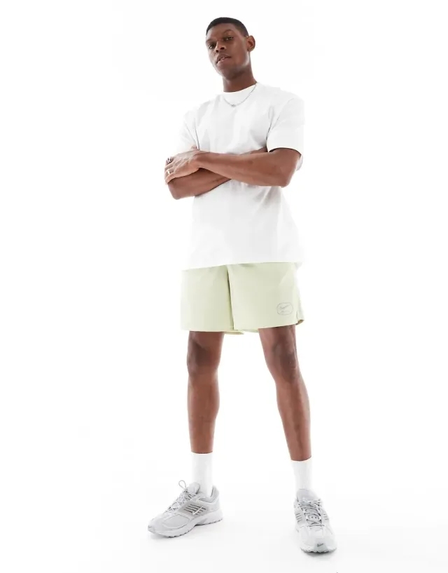 Nike Swoosh Men Shorts - Olive