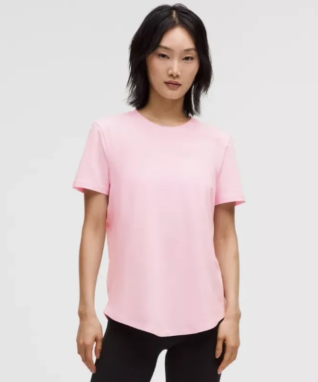 lululemon – Women's Love Curved-Hem Crewneck T-Shirt – Color Pink – Size 0