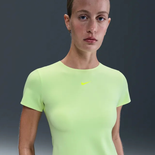 Nike Form Women's Short-Sleeve Top - Yellow - Polyester/Elastane