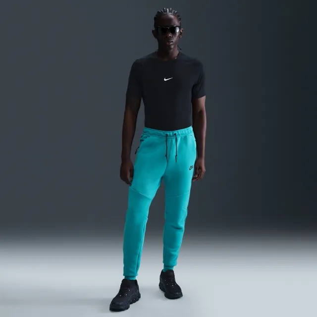Nike Tech Men's Fleece Joggers - Green - Cotton/Polyester