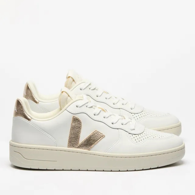 Veja Women's V-10 Leather Trainers