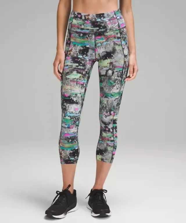 lululemon – Women's Fast and Free High-Rise Crop Leggings – 23" – Color Black/Grey – Size 14