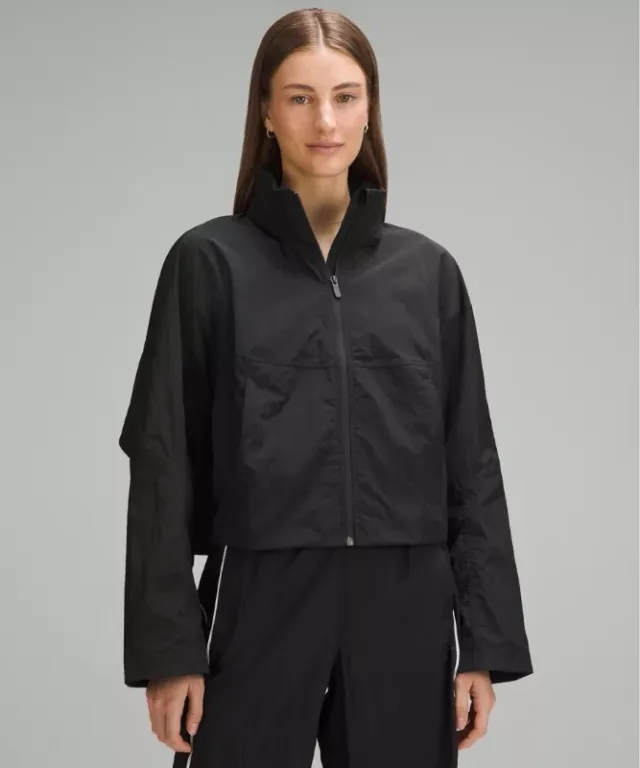 lululemon – Women's Lightweight Relaxed-Fit Vented Jacket – Color Black – Size L