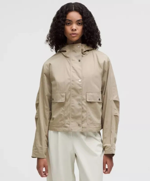 lululemon – Women's Cropped Utility Windbreaker Jacket – Color Brown – Size L
