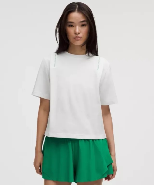 lululemon – Women's Jersey Stitch-Detail T-Shirt – Color White/Green – Size L