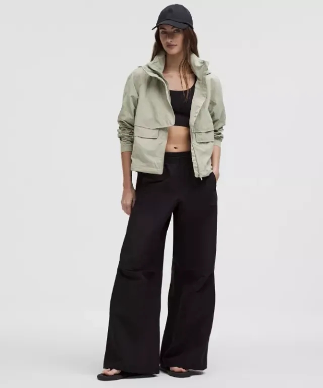 lululemon – Women's Always Effortless Classic-Fit Jacket – Color Green/Pastel – Size 0