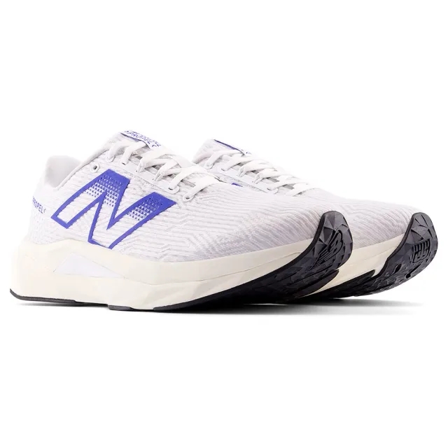 New Balance Fuelcell Propelv5 Running Shoes