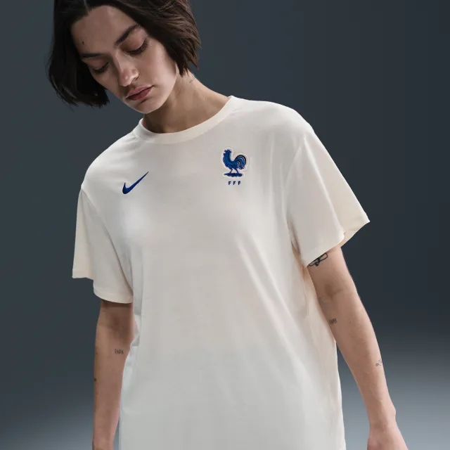 FFF Relaxed Women's Nike One Dri-FIT Football Short-Sleeve Top - Brown - Polyester/Cotton/Elastane