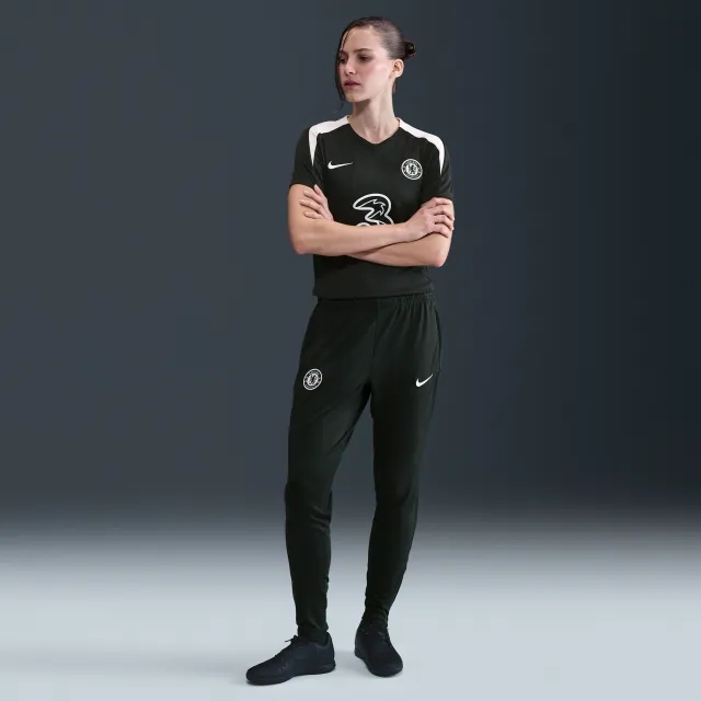 Chelsea F.C. Strike Women's Nike Dri-FIT Football Knit Pants - Green - Sustainable Materials