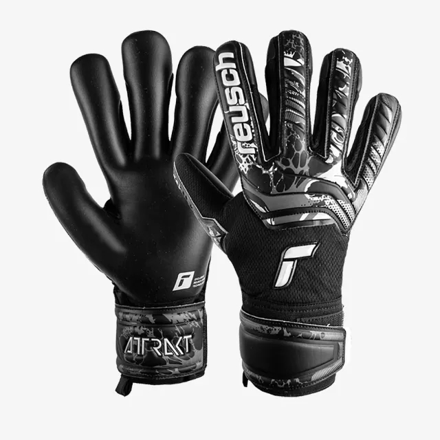 Reusch Attrakt Infinity GK Gloves