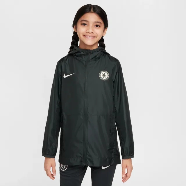 Chelsea F.C. Academy Pro Older Kids' Nike Football Hooded Rain Jacket - Green - Polyester