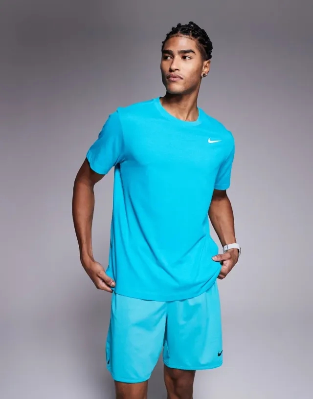 Nike Dri FIT Crew Solid T Shirt