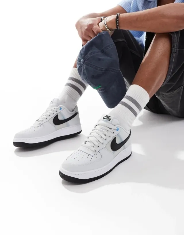 Nike Air Force 1'07 Lv8 Unisex Trainers In Grey And Black