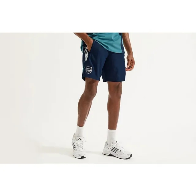 Arsenal adidas 25/26 Down Time Woven Shorts, Multicolor
