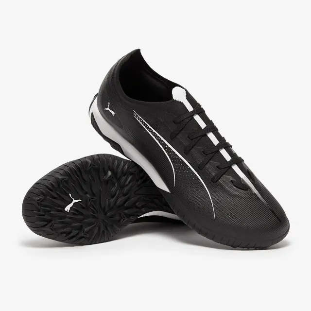 PUMA Ultra 5 Match TT Football Boots Unisex, Black/White, size 10