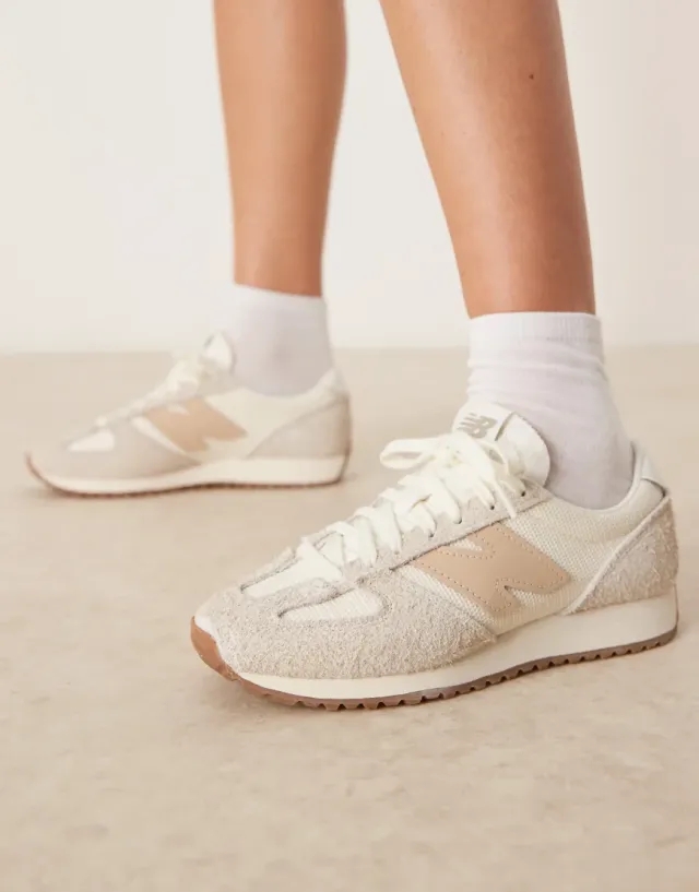 New Balance 471 Trainers In-Off White And Taupe