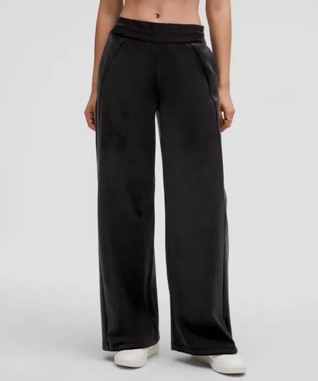 lululemon – Women's Scuba Mid-Rise Wide-Leg Pants Velvet – Color Black – Size 3XS