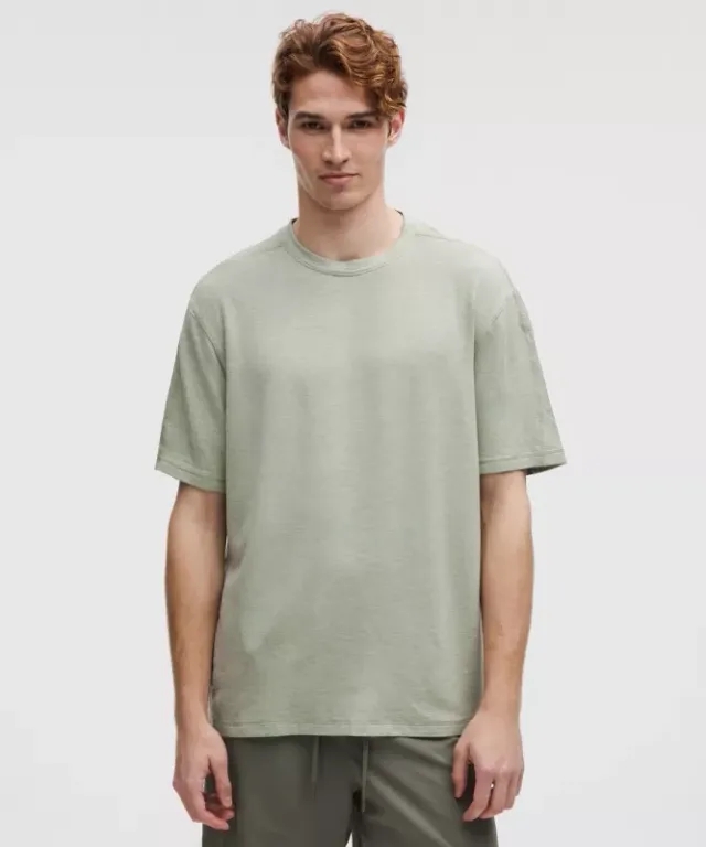 lululemon – Men's BeCalm Relaxed-Fit Short-Sleeve Shirt – Color Green – Size L